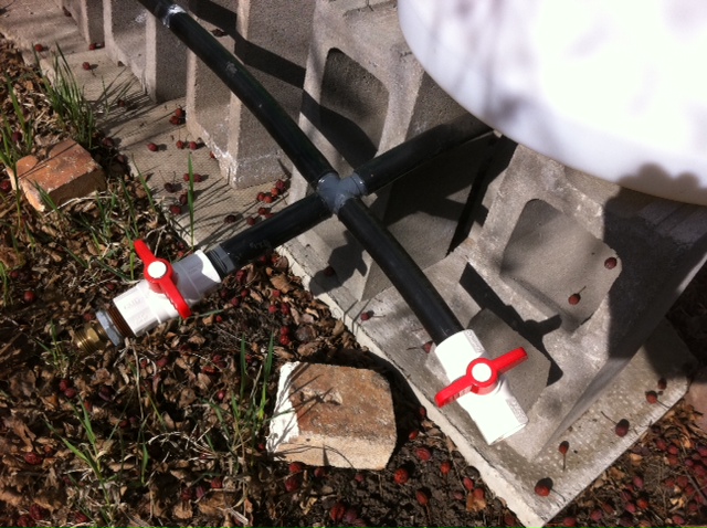 expansion-connector-for-rain-barrel water flow control and expansion connector for rain barrel